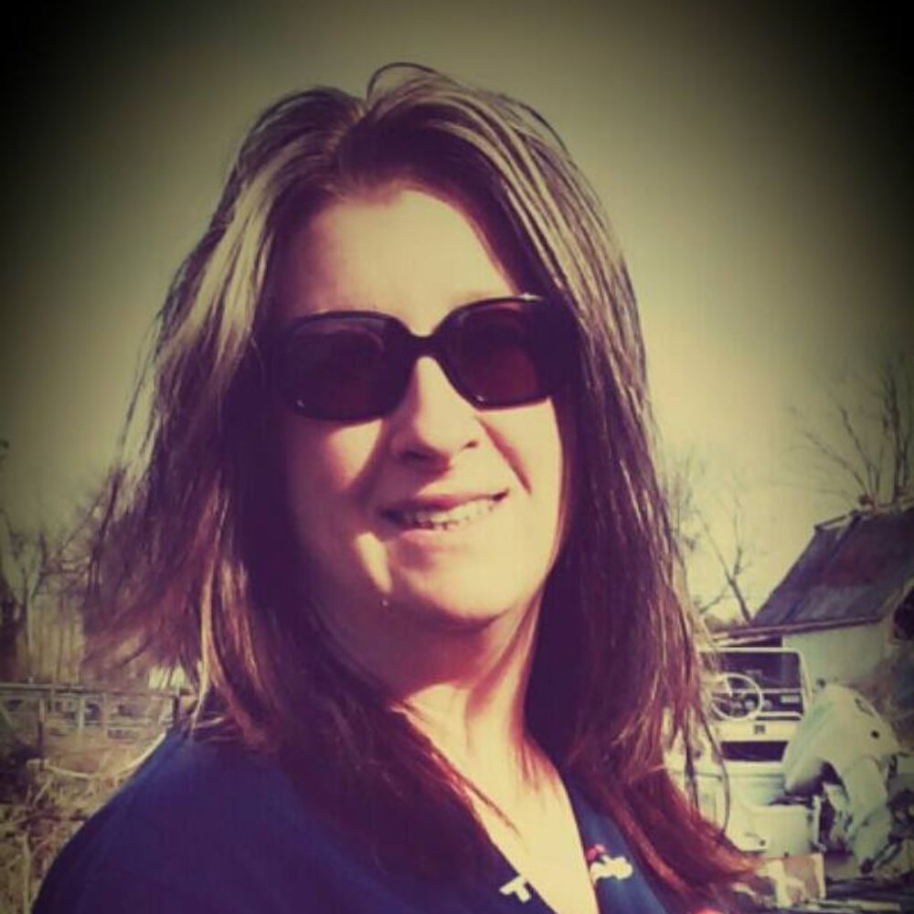 Meet your Posher, Traci